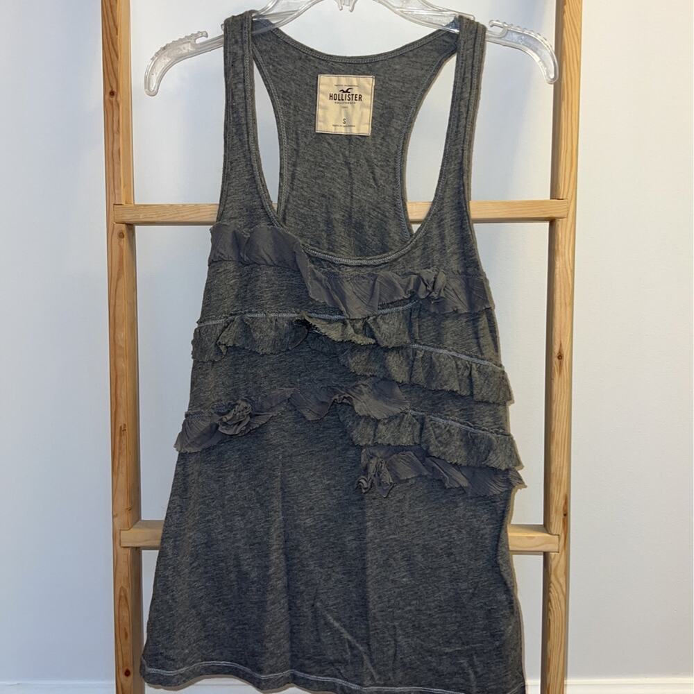 Hollister Tank